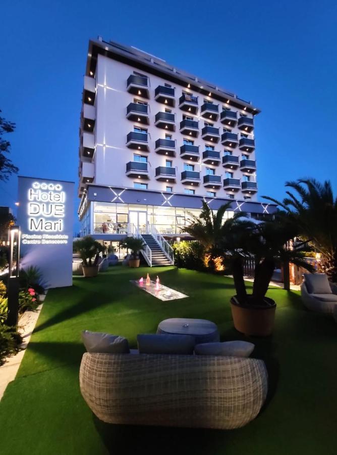 רימיני Hotel Due Mari & Spa מראה חיצוני תמונה